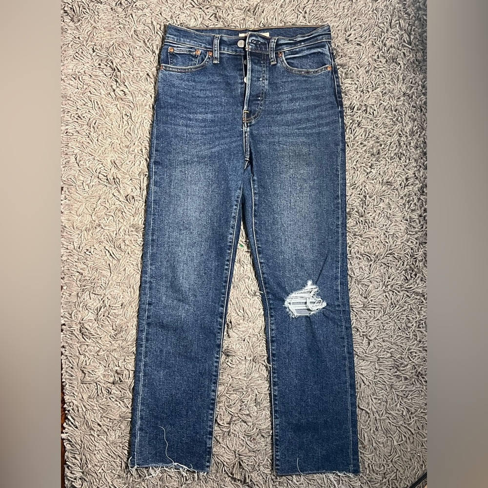 Wedgie Straight Levi’s